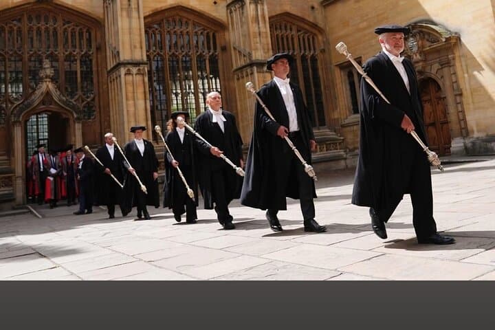 Oxford University Walking Tour: St John's & Keble College Explorer photo 2