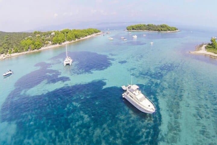 Private Blue Lagoon & 3-Island Speedboat Tour from Split photo 5