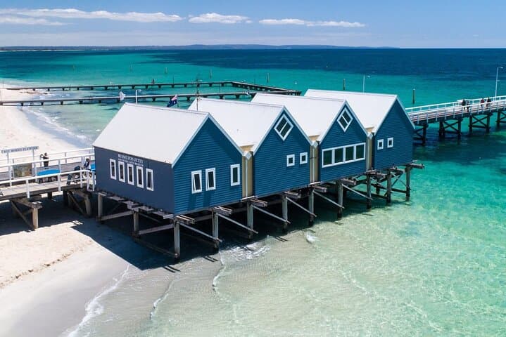 Margaret River Getaway: 2-Day Wine, Coast & Caves Tour from Perth