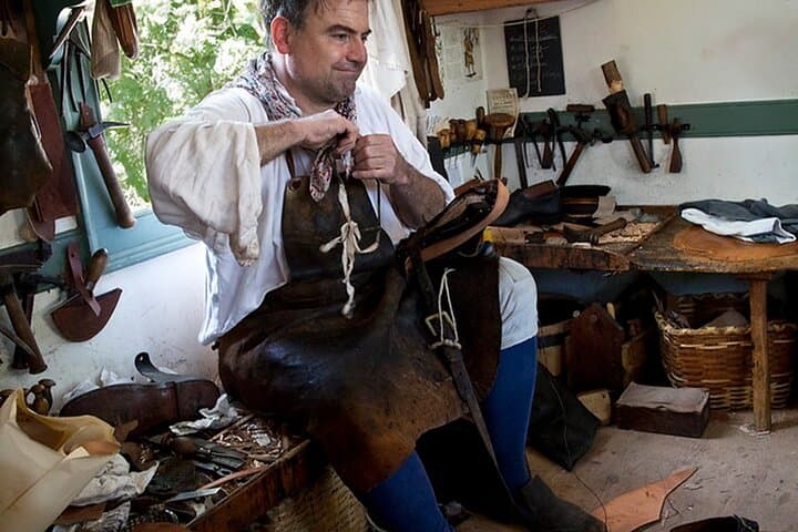 Colonial Contradictions: Self-Guided Walking Tour of Williamsburg photo 3