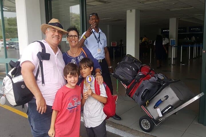 Private Hewanorra Airport Transfers in Saint Lucia — Reliable Round-Trip Service photo 6