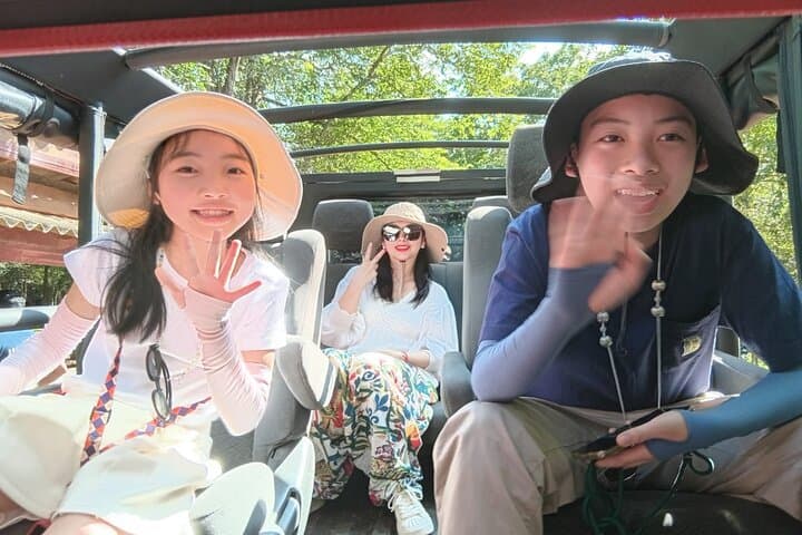 Great Elephant Gathering: Minneriya National Park Half-Day Private Jeep Safari photo 5