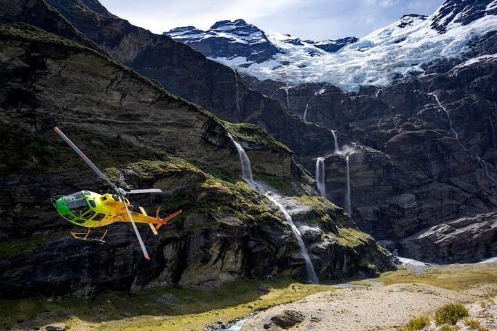Glenorchy 50-Min Helicopter Tour to Earnslaw Burn Glacier and Waterfalls