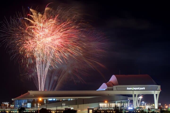Miami Marlins Game at LoanDepot Park — Little Havana’s High-Energy MLB Experience photo 6
