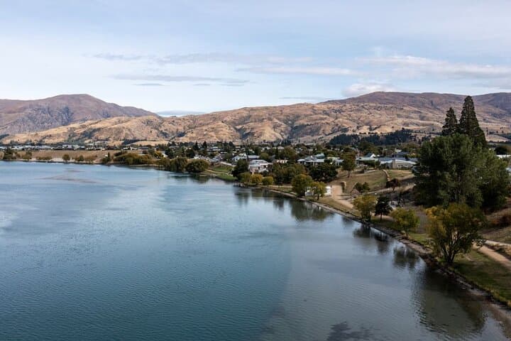 Queenstown to Middlemarch: Central Otago One-Way Small-Group Tour photo 3