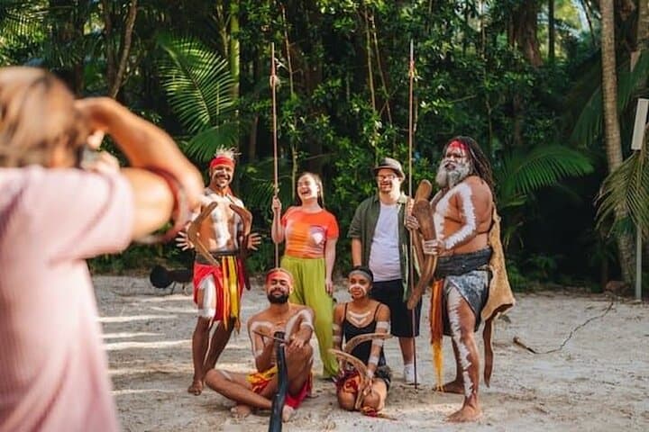 Private Gold Coast Day Tour: Currumbin Wildlife, Burleigh Heads & Surfer’s Paradise