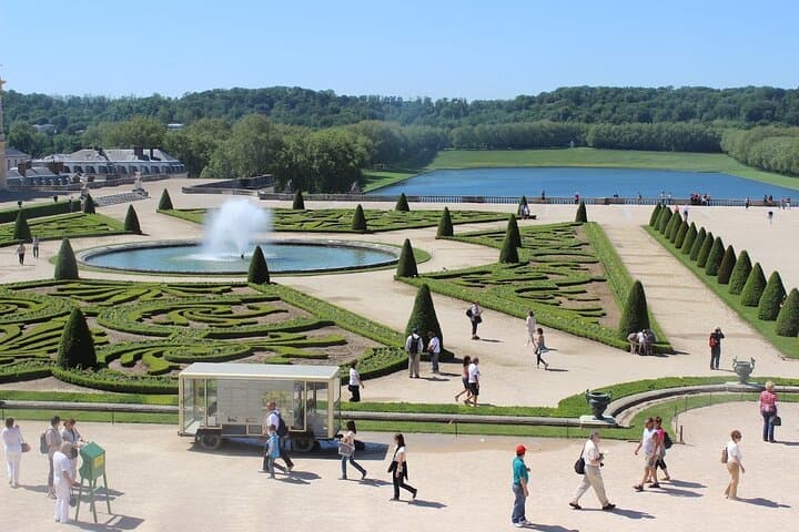Versailles Musical Gardens & Trianon Estate: Audio-Guided Garden Entry photo 3