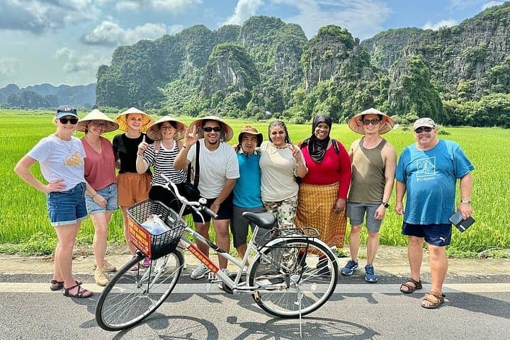 Ninh Binh Day Trip from Hanoi: Hoa Lu, Tam Coc Boat & Mua Cave Viewpoint photo 4