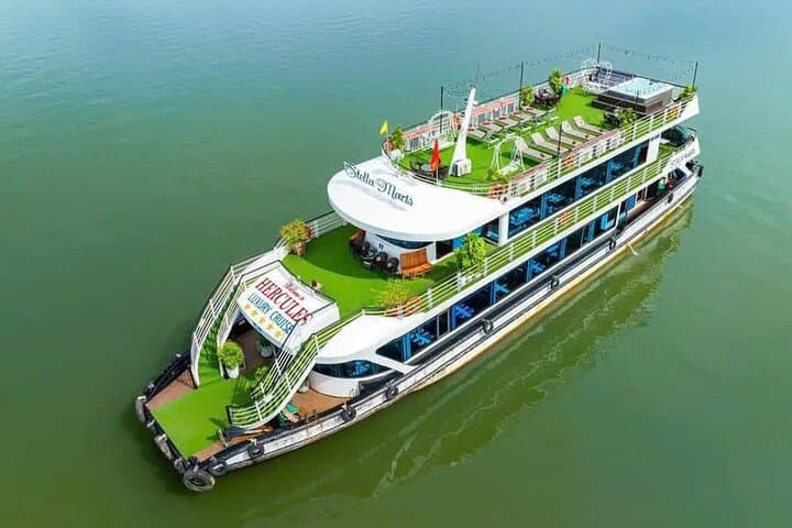 Full-Day Hercules Cruise in Ha Long Bay — Kayaking, Caves & Ti Top Island photo 4