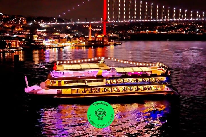 Evening Bosphorus Dinner Cruise: VIP Table, Live Shows & Istanbul Skyline