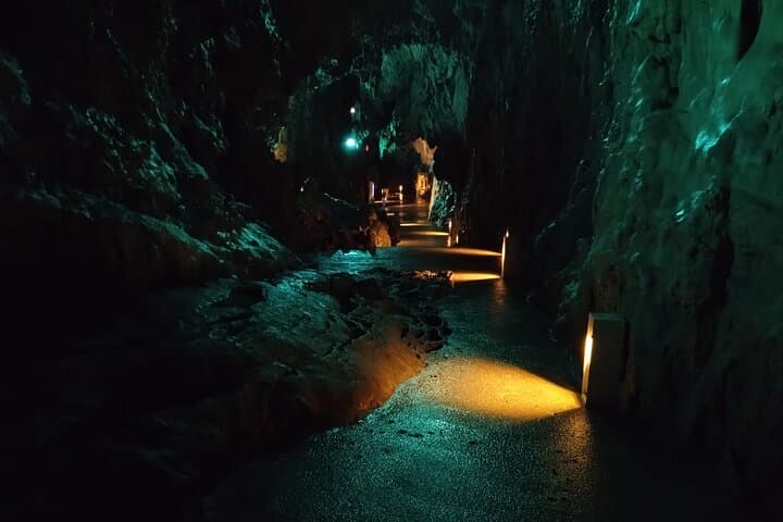 Ryusendo Cave & Kitayamazaki Cliffs Day Tour from Miyako Port photo 3
