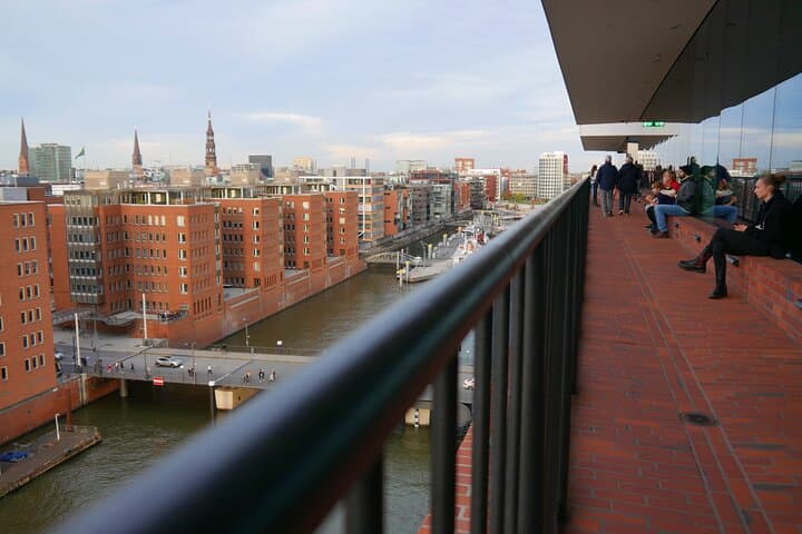 Elbphilharmonie Plaza Guided Tour with Franzbrötchen & Coffee photo 6