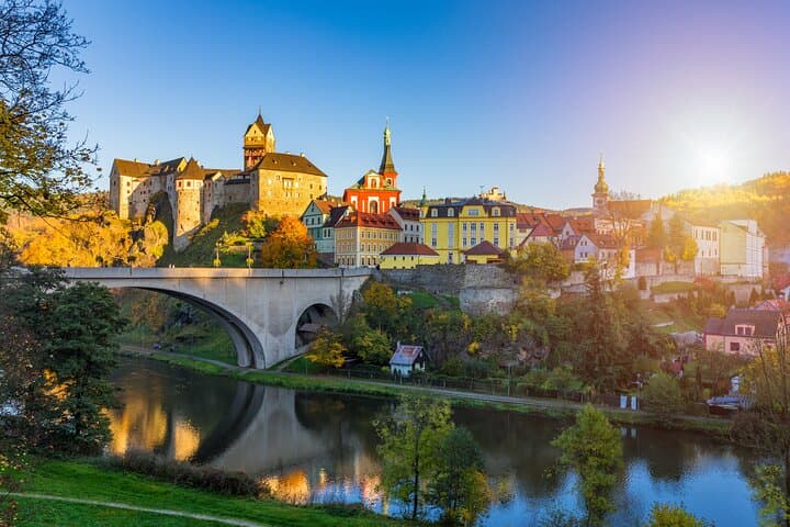 Karlovy Vary Day Trip from Prague — Thermal Springs, Moser Crystal & Diana Tower photo 4