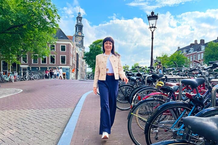 Private Historical Walking Tour of Amsterdam’s Canal Ring with a Local Dutch Guide photo 2