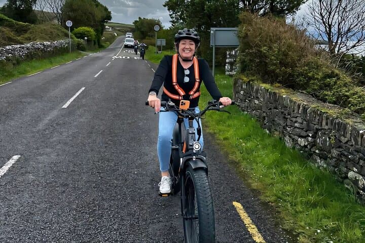 eBike Slea Head Loop: Half-Day Dingle Peninsula Coastal Ride photo 3