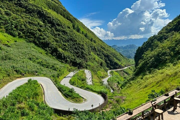 Ha Giang Loop 3-Day Adventure: Ma Pi Leng Pass, Dong Van & Nho Que River photo 3