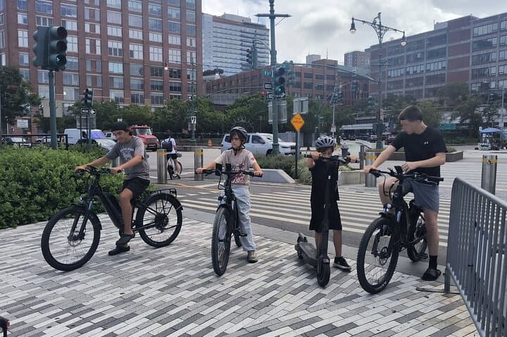 Central Park E-Bike Rentals: Self-Guided Urban Ride in NYC photo 2