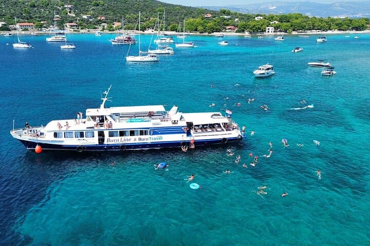 Slatine Island Hopping: Trogir, Blue Lagoon & Šolta Shipwreck Day Trip