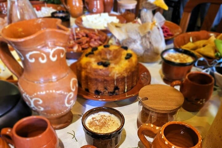 Sintra Food & Wine Experience: Tapas, Tastings & Coastal Culture photo 3