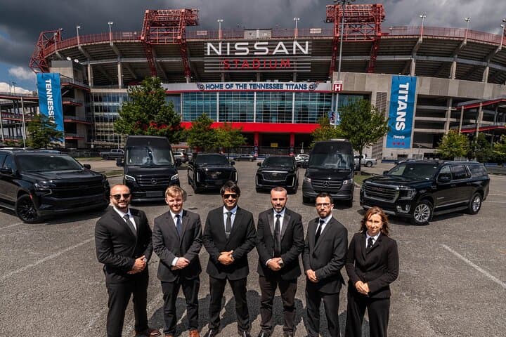 Nashville Limo to Jack Daniel's Distillery: Luxury Round-Trip from Nashville