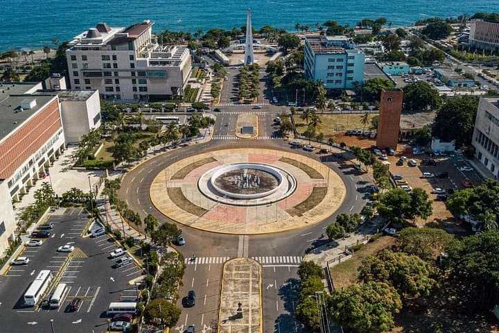 Santo Domingo Private Day Tour: Los Tres Ojos, Columbus Lighthouse & Colonial Zone photo 4