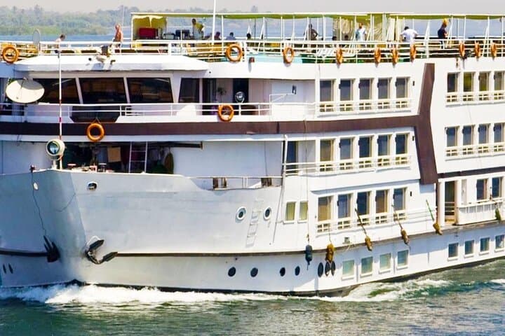 8-Day Egypt Tour: Cairo Highlights and Luxurious Nile Cruise from Aswan to Luxor photo 5