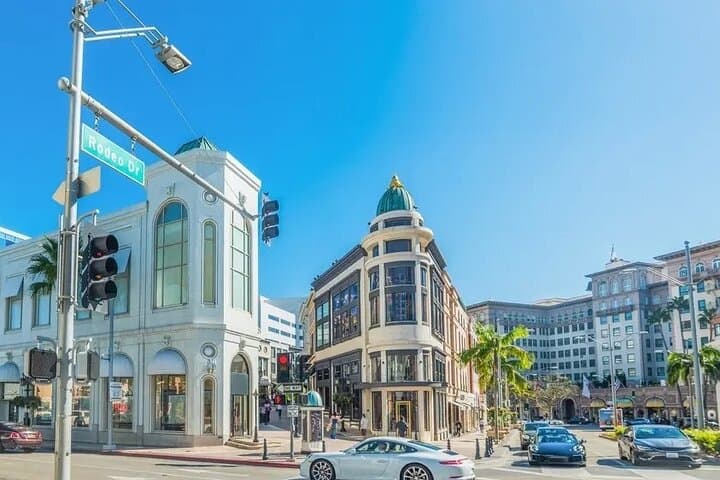 Walk the Sets: A Hollywood Filming Location Adventure in Los Angeles photo 2