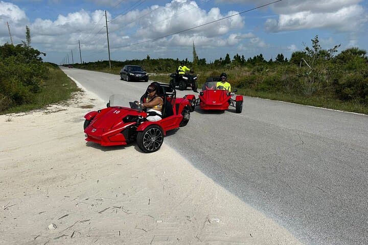 Grand Bahama Go-Kart Adventure: Caves, Pirates Beaches & Lucayan Park
