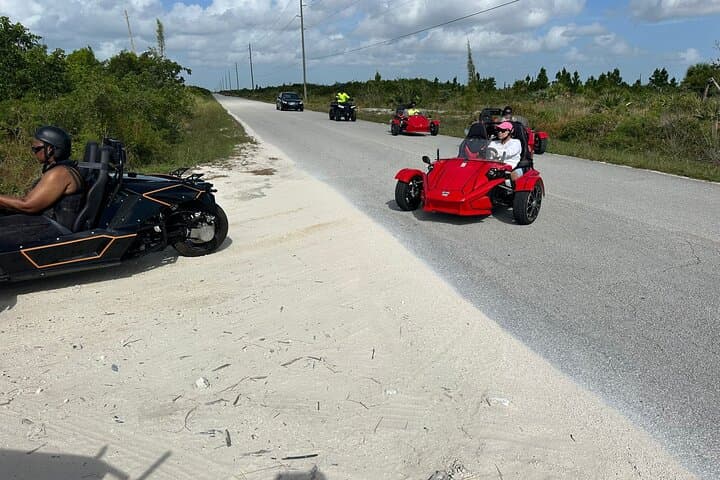 Grand Bahama Go-Kart Adventure: Caves, Pirates Beaches & Lucayan Park photo 4