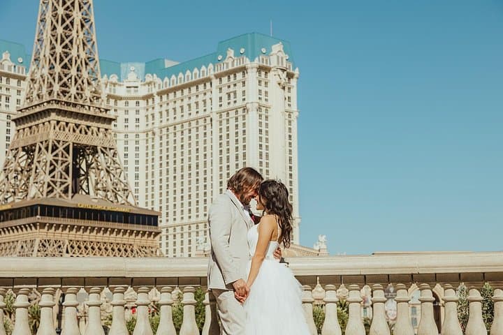 Las Vegas Wedding Photographer: Chapel and Strip Photo Session photo 6