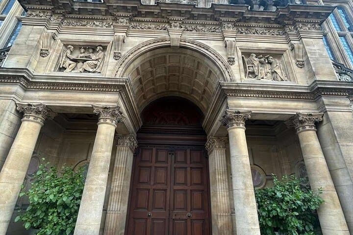 Oxford University Walking Tour: St John's & Keble College Explorer photo 4