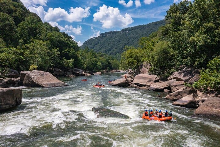 Lower New River Whitewater Rafting: Class I–V Rapids in New River Gorge photo 2
