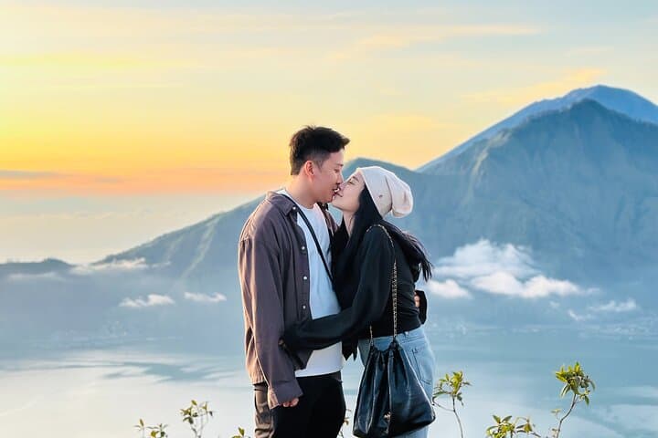 Mount Batur Sunrise Trek: Summit Hike & Hot Springs (All-Inclusive) photo 6