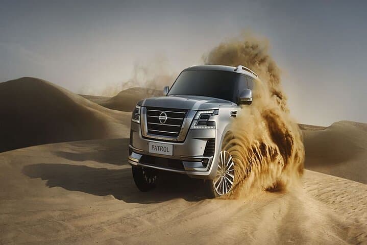 VIP Red Dune Safari Dubai: Evening Dune Bashing, BBQ & Desert Shows