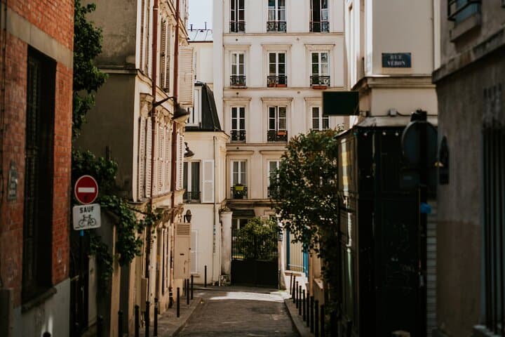 Self-Guided Paris Hidden Gems Audio Tour: Explore Iconic Landmarks & Secret Spots photo 5