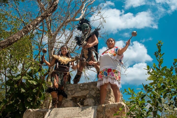 Otoch Cozumel: Mayan Ceremony, Cenote Swim and Tasting Experience