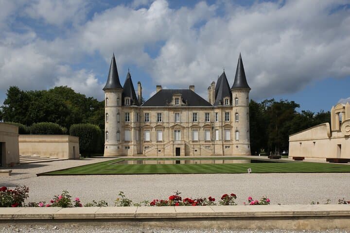 Half-Day Médoc Private Ride: Château Margaux, Pichon-Baron & Beychevelle photo 2