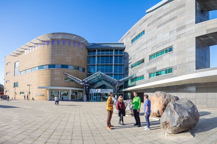 Visit Te Papa: Wellington’s National Museum Experience for International Visitors