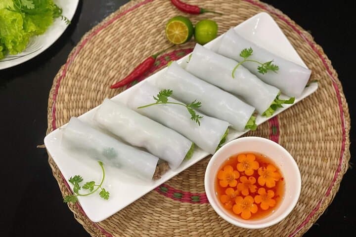 Hanoi Food Trails by Jeep: Night Street-Food Tour Through Old Quarter & Long Bien photo 3