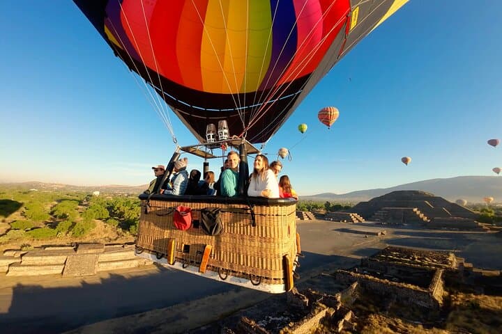 Sunrise Hot Air Balloon Over Teotihuacan: Flight, Cave Breakfast & Ruins photo 4
