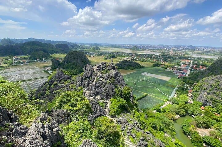 Ninh Binh 2-Day Scenic Discovery from Hanoi — Tam Coc, Mua Cave & Bai Dinh photo 5