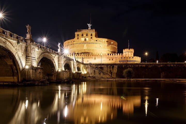 Rome After Dark: 2-Hour Private Ghost Tour from Castel Sant'Angelo to the Pantheon photo 2