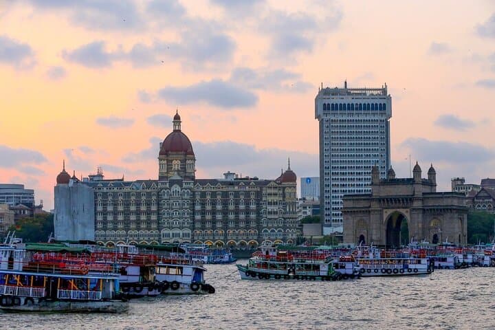Mumbai to Bhopal: Ancient Caves, Temples & Mughal Monuments Road Tour photo 3