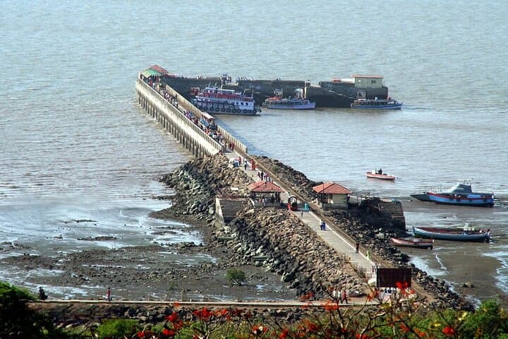 Mumbai to Kerala Backwaters and India’s Golden Triangle: 10-Day Cultural & Heritage Tour photo 4