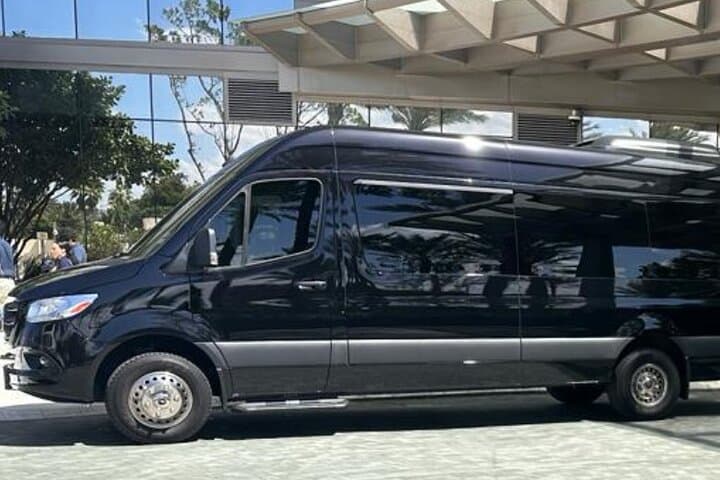 Private Round-Trip Transfer from Miami to Sawgrass Mills Mall photo 4