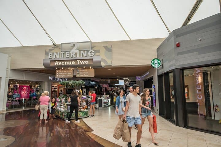 Private Round-Trip Transfer from Miami to Sawgrass Mills Mall photo 3