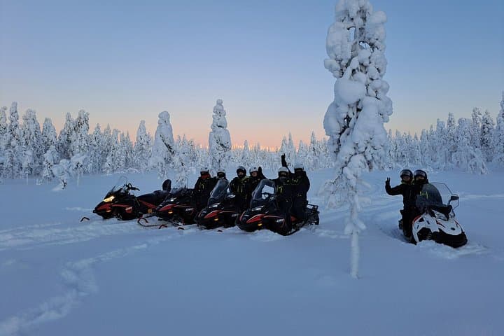 Full-Day Snowmobile Adventure from Rovaniemi — 100 km in Finnish Lapland photo 2