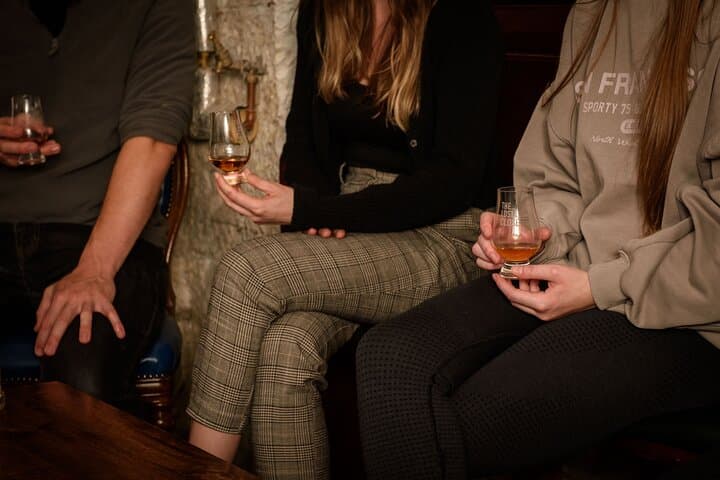 Wee Dram: Edinburgh Underground Whisky & Gin Tour (60min) photo 4