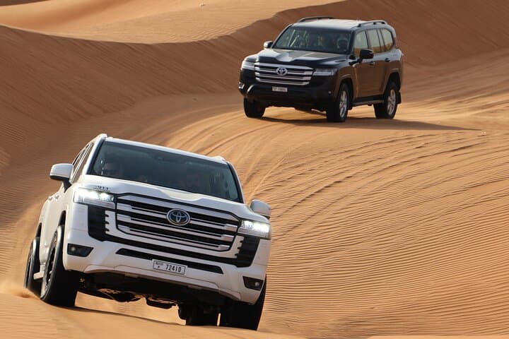 Red Dunes Evening Safari in Dubai — BBQ, Live Shows & Camel Rides photo 3