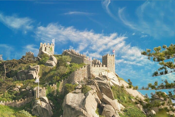 Sintra & Atlantic Coast Private Tesla Tour — 8‑Hour Electric Excursion photo 2
